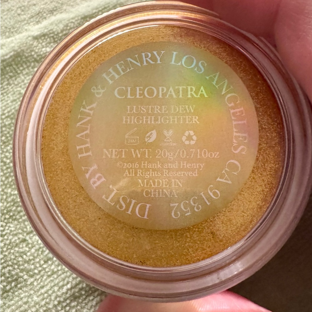 🆕 NWOB Hank and Henry Lustre Dew Highlighter Cleopatra